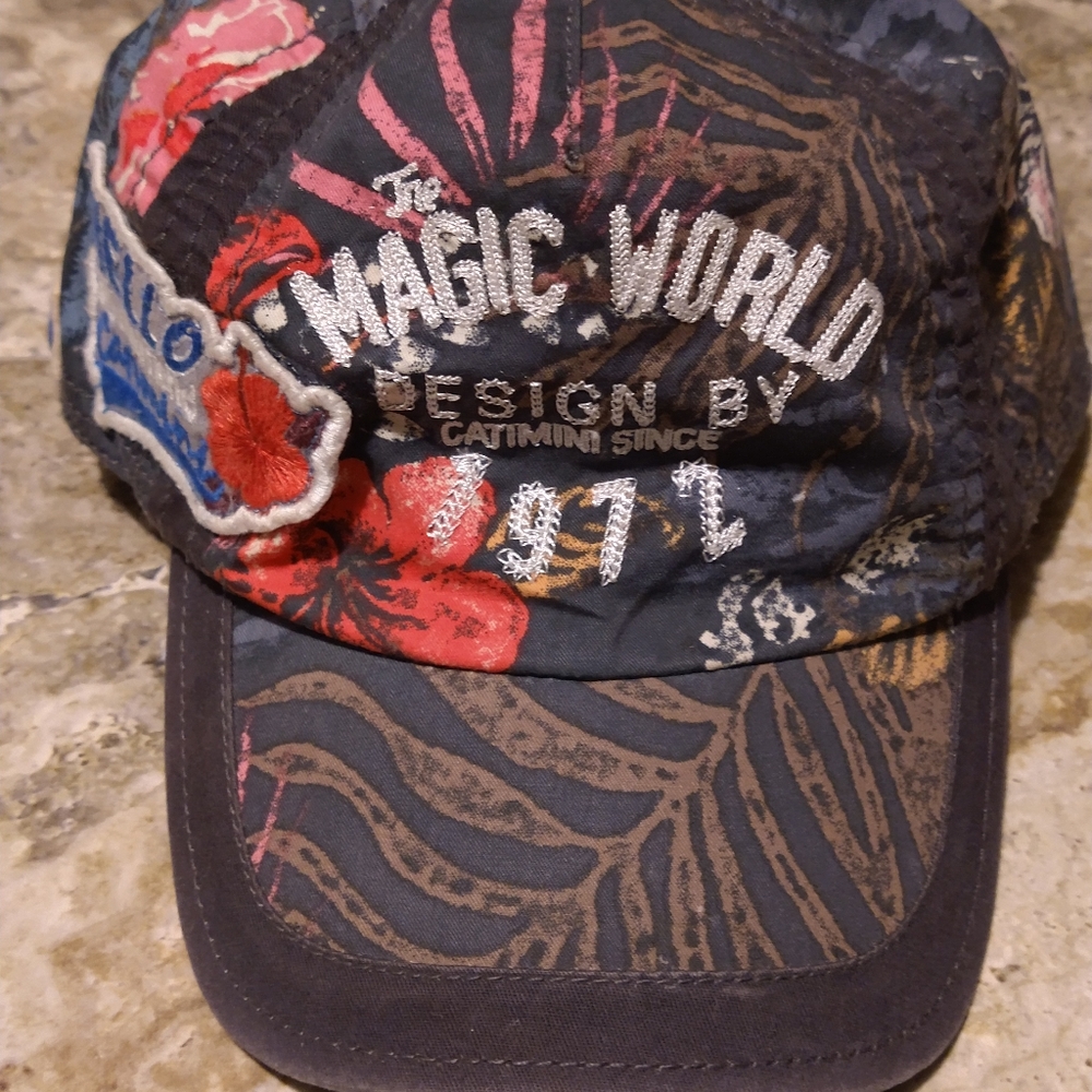 Authentic catimini snapback hat